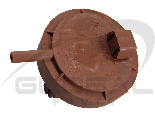 Gallery image 2 of ΠΡΕΣΟΣΤΑΤΗΣ ΠΛΥΝΤΗΡΙΟY ΡΟΥΧΩΝ CANDY VESTEL 49017369